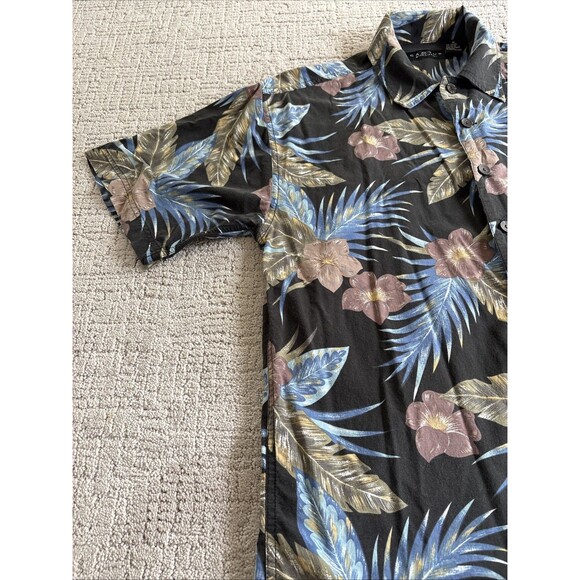 Cactus Black Label Hawaiian Shirt Men’s Med Black Blue Floral Tropical Button Up - Picture 9 of 13